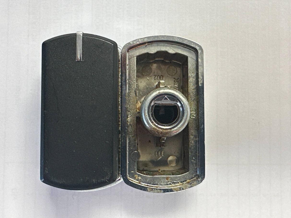 Belling Cooktop Black and Silver Knob