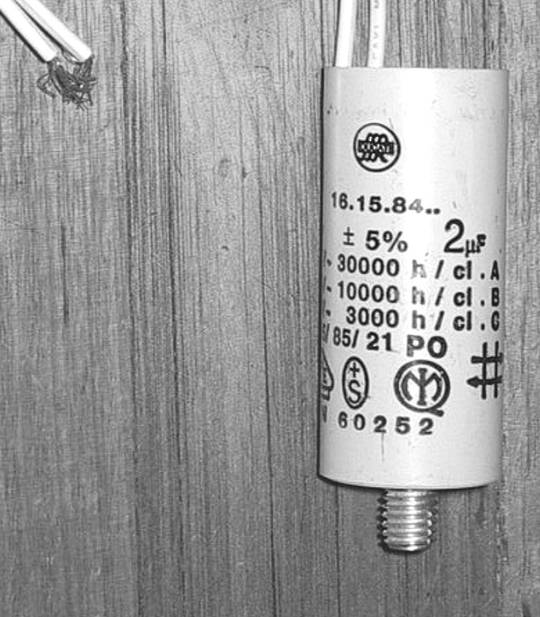 Capacitor 2UF 400-450V Rangehood Motor and Other Appliances