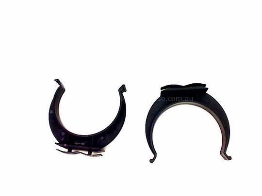 Omega Smeg Oven Kick Panel Clip OF602XA, OF902XA, SA9066AS, SA9066XS, SA9065XS 693850190