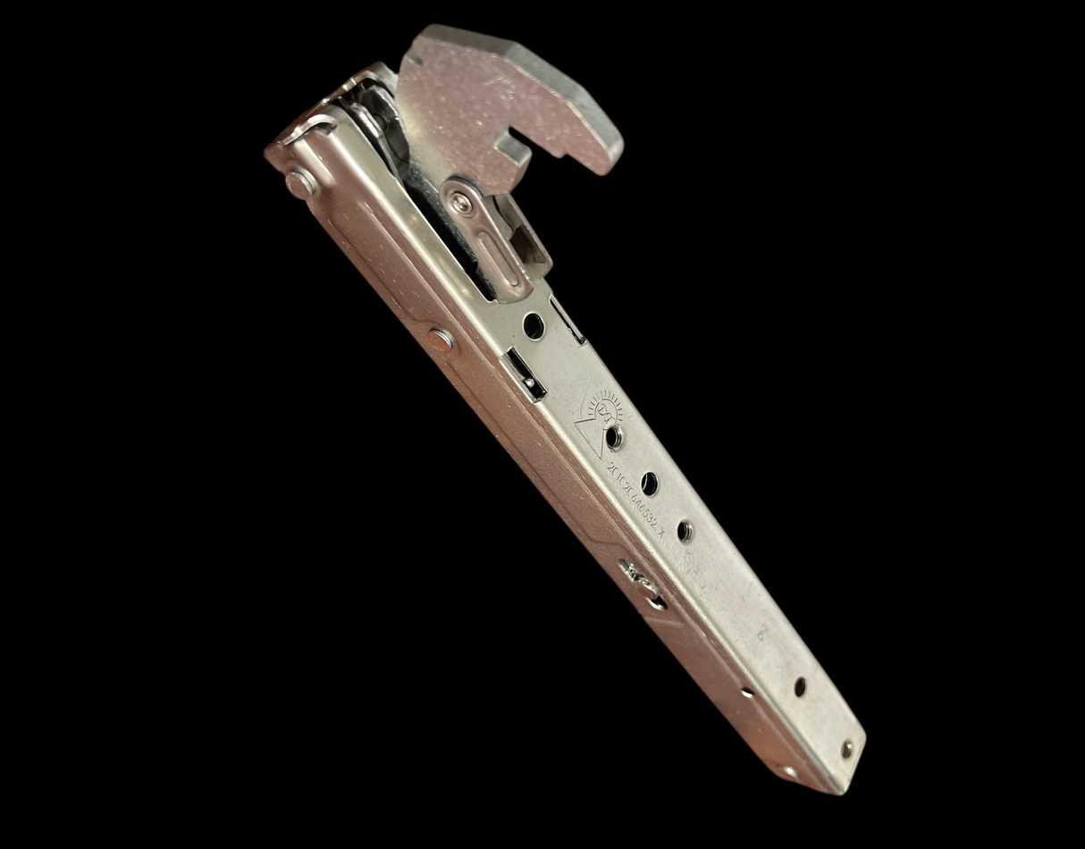 Haier Parmco Oven Door Hinge HOR60S9CESX1 Number on the Arm X3321
