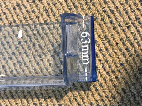 Samsung Fridge Door Lowest Shelf Against Veggie