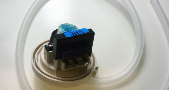 Samsung Washing Machine Pressure Sensor Switch - WA80, SW50, SW55 DC32-00013A