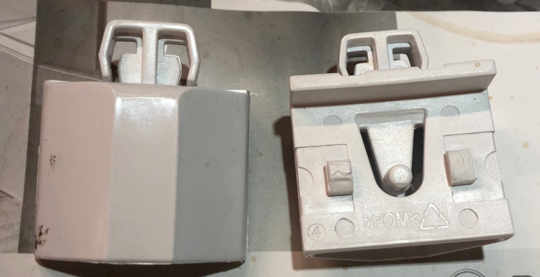 Bosch Fridge Hookclip for Telescopic Drawer Rail White KGN53AI30A