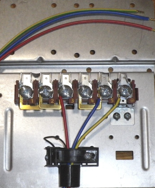 Smeg and Classique Oven Terminal Block Assy, *91159