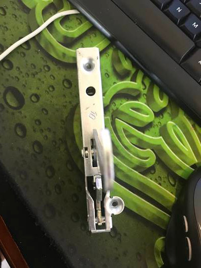 Delonghi Oven Door Hinge D926GII a 1026