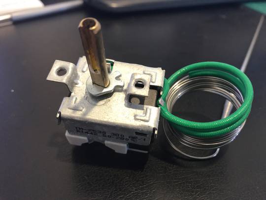 Beko Oven Thermostat CSM86300GW, DC3511, DC3521, DC3631, DCC4521, DV300, DV5522, DV5531, DV5631, DVC61, DVC6531, Version 1