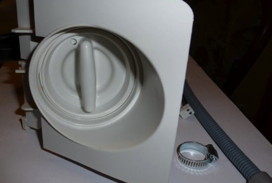 Whirlpool Washing Machine Pump WFS1072AW, WFS1071BW, WFS1071BD, WFS1072AW, WFS1273BW, WFS1273BD, WFS1276AW