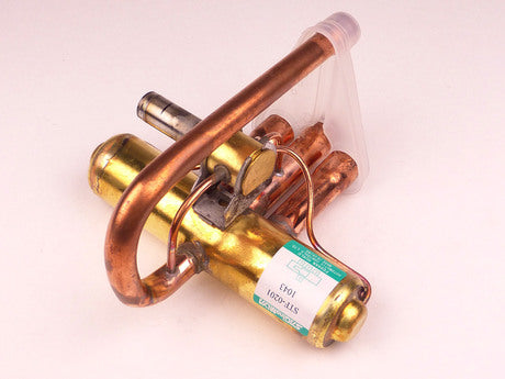 Fujitsu Air Conditioner 4 Way Valve Assembly 9307556012 for AOTZ14/18LBC & AOT30RM Series